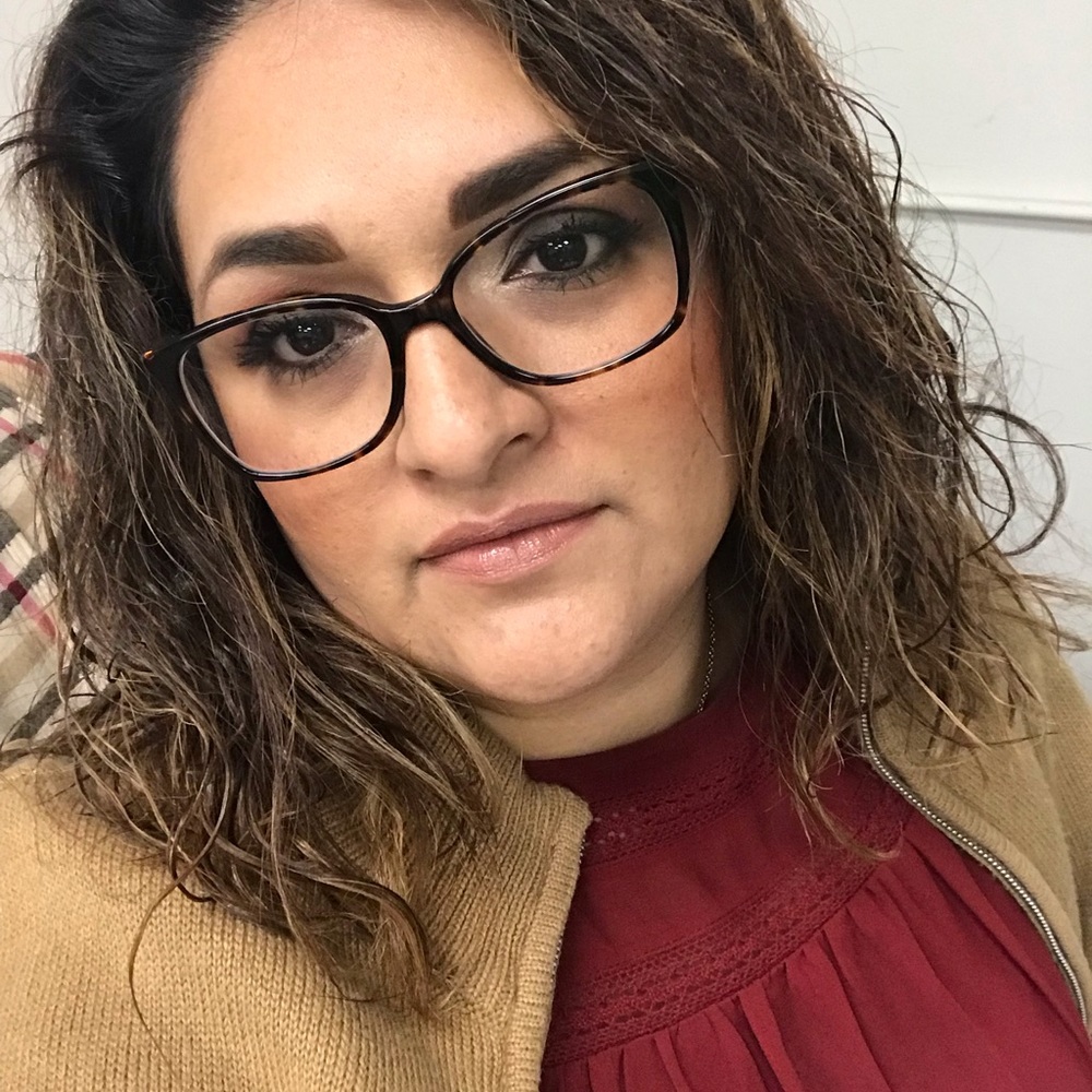 Meet your Posher, Luz